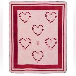 Victoria’s Secret Cozy Fleece Blanket